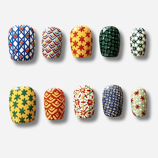 Mosaic Muse - Reusable Press-On Nails – reusable fake nails set | PALLASKA press-on manicure