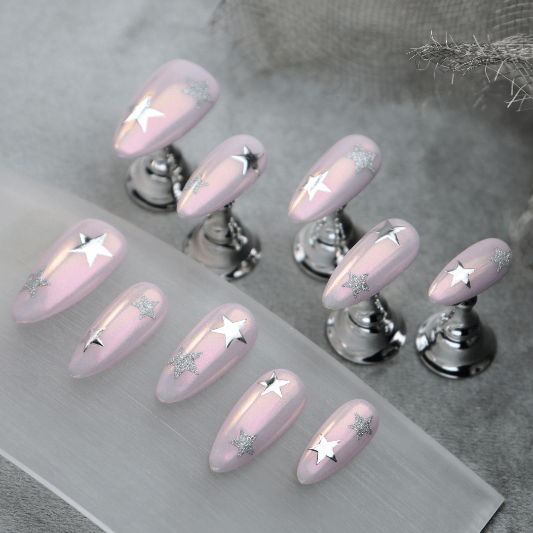 Starlit Whisper - Reusable Press-On Nails – reusable fake nails set | PALLASKA press-on manicure
